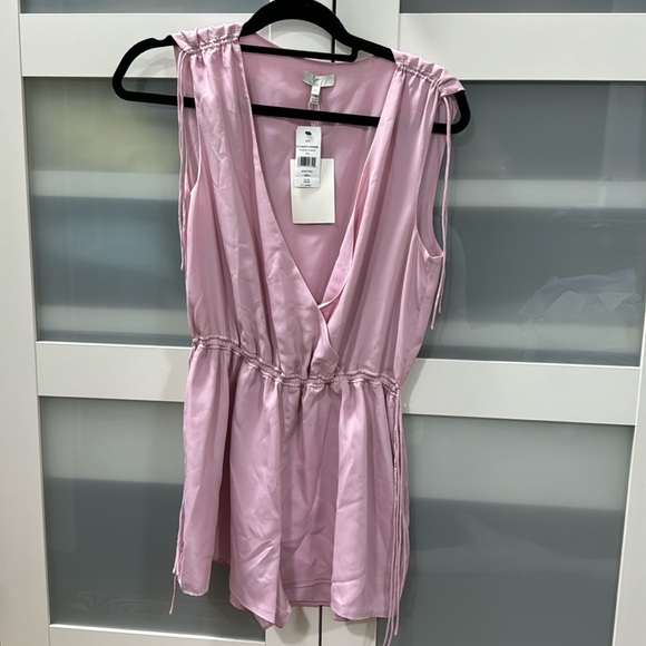 New JOIE Keona ruched crepe de chine romper, size xs - Picture 4 of 4